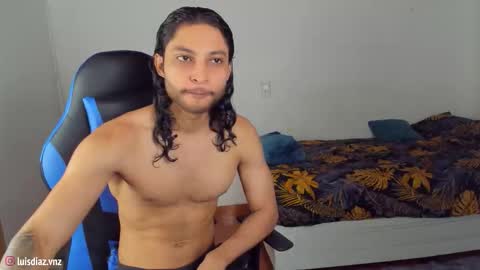 Snapshot of massatgeserotics chatting on January 2026 09:31:02 PM I Am Odin online show from January 2026 09:31:02 PM