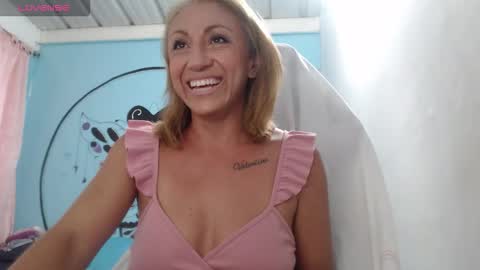 massiel ferreti online show from October 2025 09:37:01 PM