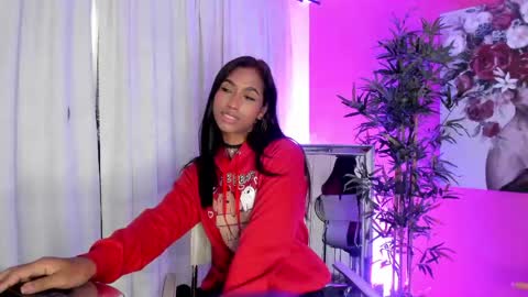 massielhot online show from May 2026 07:09:01 PM
