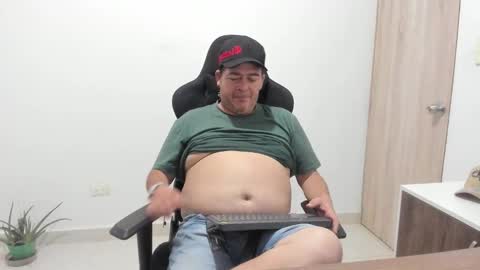 massimo_danger online show from November 2025 09:00:02 AM