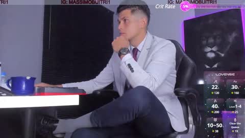 I am Massimo online show from January 2025 11:55:01 PM