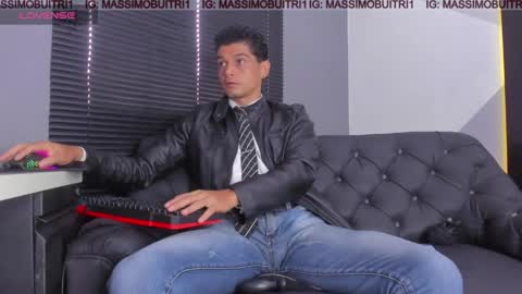I am Massimo online show from May 2026 12:35:01 PM