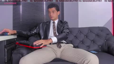 I am Massimo online show from May 2026 12:48:01 PM