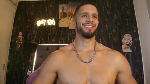 massimo_greco2 online show from February 2026 10:17:02 PM