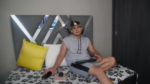 massimo_vidal online show from September 2025 12:08:02 PM