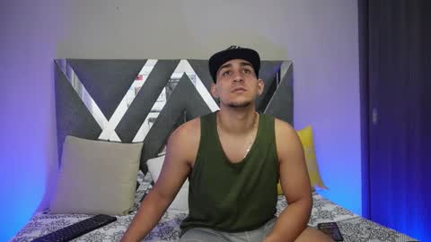 massimo_vidal online show from October 2025 01:37:02 AM