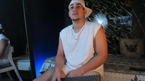 massimo_vidal online show from May 2026 05:29:01 PM