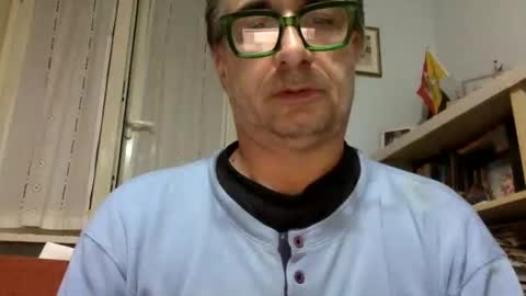 Snapshot of massimoxsempre chatting on December 2024 02:20:02 AM massimoxsempre online show from December 2024 02:20:02 AM