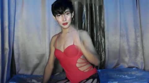 Miss Sweet LUNA 3 online show from December 2024 01:22:02 PM