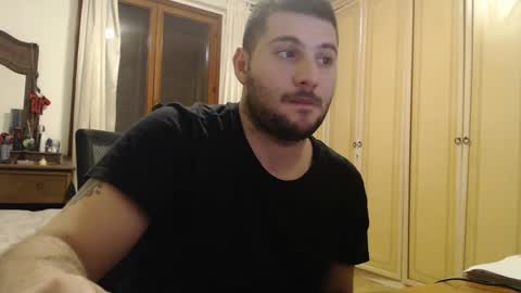 Snapshot of massu1994 chatting on January 2025 05:40:02 PM Massu94 online show from January 2025 05:40:02 PM