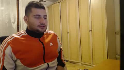 Massu94 online show from November 2025 05:44:01 PM