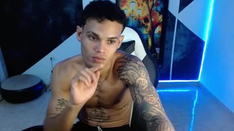 Snapshot of master_black777 chatting on March 2026 11:00:02 PM master_black777 online show from March 2026 11:00:02 PM