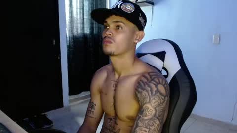 Snapshot of master_black777 chatting on April 2026 04:56:01 PM master_black777 online show from April 2026 04:56:01 PM