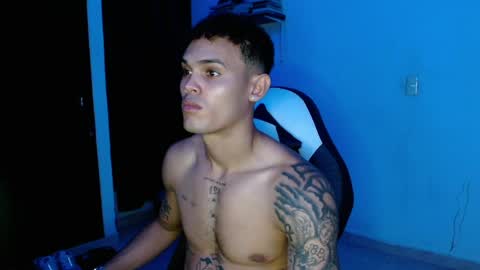 Snapshot of master_black777 chatting on April 2026 01:54:01 AM master_black777 online show from April 2026 01:54:01 AM