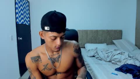 master_boy28 online show from October 2025 10:15:01 AM