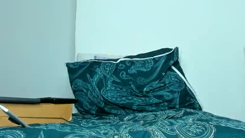 master_dominant_777 online show from May 2026 04:00:01 PM