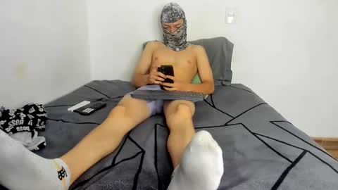 Snapshot of master_ruthless77 chatting on January 2026 12:03:02 AM Master Leo online show from January 2026 12:03:02 AM