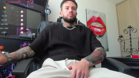 steven  online show from December 2024 05:26:02 PM