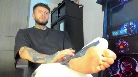 steven  online show from February 2025 11:15:01 PM