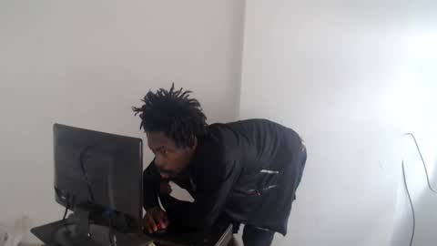 Snapshot of masterdomfuck chatting on April 2026 06:19:01 PM Masterdomfuck online show from April 2026 06:19:01 PM