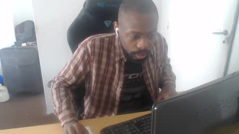 Masterdomfuck online show from May 2026 04:37:02 PM