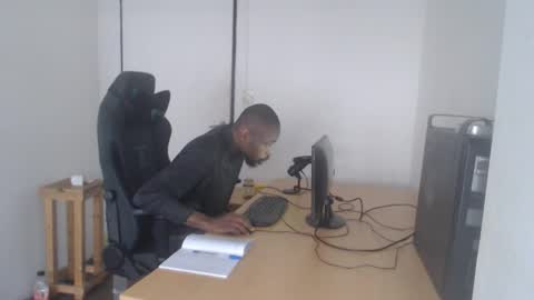 Masterdomfuck online show from June 2026 06:13:02 PM