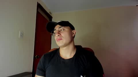 masterfiterotic online show from February 2025 10:33:01 PM