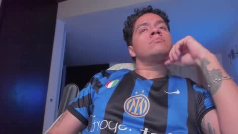 Juan Independent Model online show from October 2025 12:44:01 AM