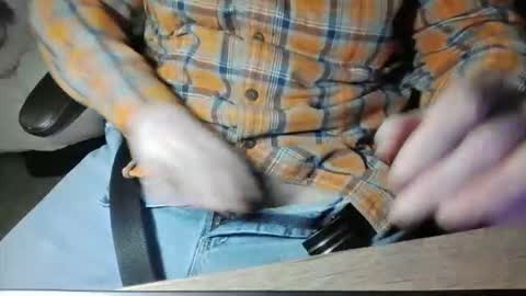 Snapshot of masters_bank chatting on November 2025 01:17:01 AM masters_bank online show from November 2025 01:17:01 AM