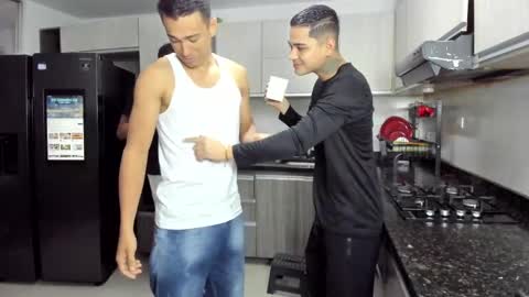 Team Cris Darwin- Fernando- Stiven- David online show from September 2025 11:22:02 AM