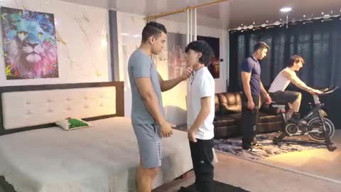 Team Cris Darwin- Fernando- Stiven- David online show from April 2026 11:19:02 AM