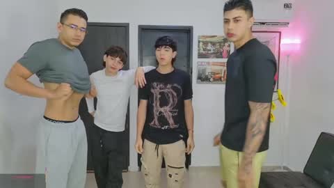 Team Cris Darwin- Fernando- Stiven- David online show from May 2026 11:06:01 AM