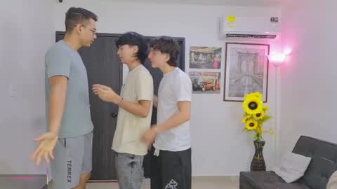 Team Cris Darwin- Fernando- Stiven- David online show from June 2026 11:10:01 AM