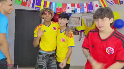 Team Cris Darwin- Fernando- Stiven- David online show from June 2026 11:26:01 AM