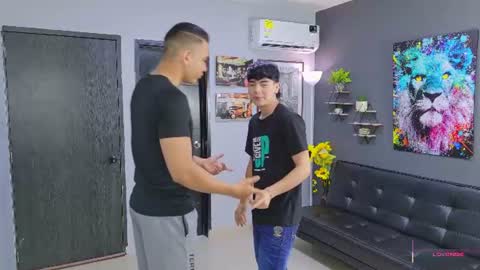 Team Cris Darwin- Fernando- Stiven- David online show from July 2026 11:17:01 AM