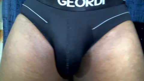 Snapshot of mastershow69 chatting on March 2025 06:38:02 AM camilo online show from March 2025 06:38:02 AM