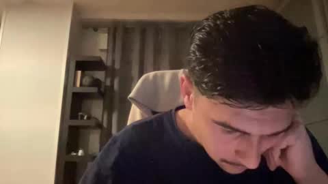 Aaron online show from October 2025 07:47:01 PM