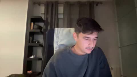 Aaron online show from November 2025 05:25:01 PM