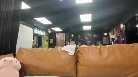 Snapshot of matchingtracksuits chatting on January 2025 05:23:02 PM Jer and Kel online show from January 2025 05:23:02 PM