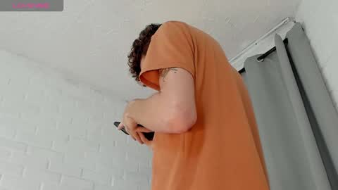 Snapshot of mateo_hunter chatting on January 2026 03:38:01 PM MATEO HUNTER online show from January 2026 03:38:01 PM