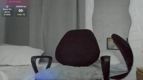 Snapshot of mateo_hunter chatting on February 2026 02:53:01 AM MATEO HUNTER online show from February 2026 02:53:01 AM