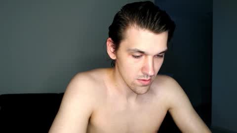 mateo_zeus online show from October 2025 04:32:01 AM