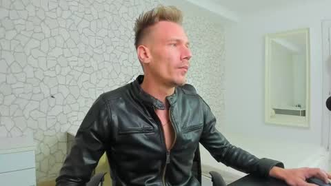 MateoBenjamin online show from December 2024 06:54:02 PM