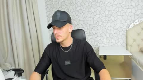 MateoBenjamin online show from December 2024 10:37:01 PM