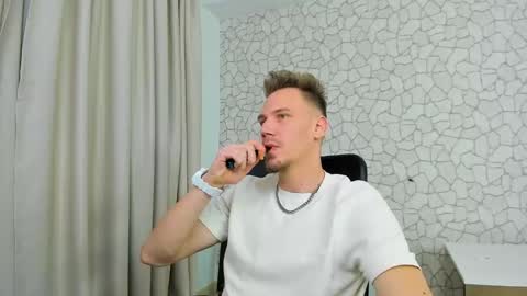 MateoBenjamin online show from February 2025 07:40:02 PM