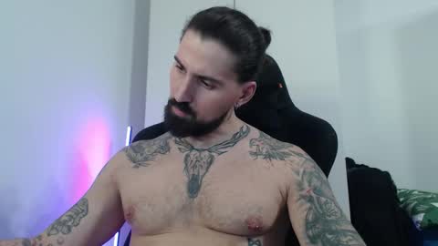 mateohalifa online show from November 2025 05:24:01 PM