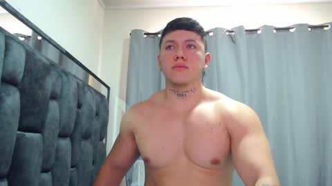 Snapshot of mateosexyhot22 chatting on February 2025 04:53:02 PM Mateo online show from February 2025 04:53:02 PM