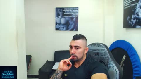 Snapshot of mateosexyhot22 chatting on September 2025 05:25:01 PM Mateo online show from September 2025 05:25:01 PM