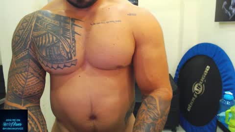 Snapshot of mateosexyhot22 chatting on April 2026 01:19:01 PM Mateo online show from April 2026 01:19:01 PM