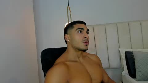 Mateo Zar online show from June 2026 09:37:02 PM